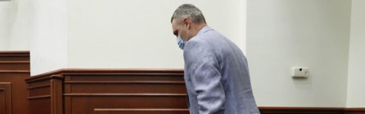 Кличко прийшов на засідання Київради на милицях: що трапилося