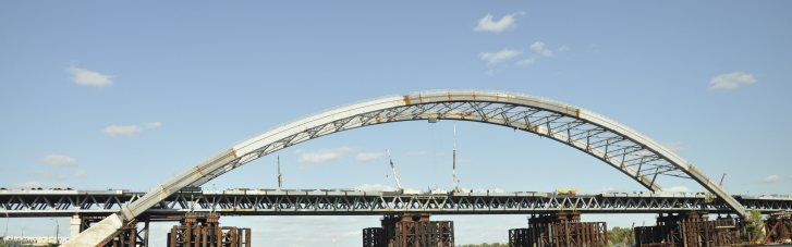 Разоблачена попытка разворовать около 3 млрд грн на строительстве Подольского моста в Киеве, — СБУ