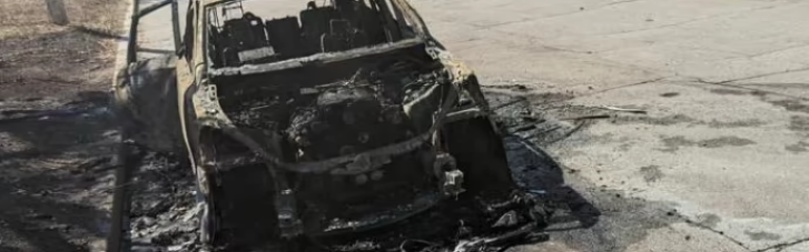 Росіяни вдарили дроном по авто шведських журналістів у Запорізькій області