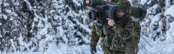 Javelin, пулеметы, водолазное оборудование: Эстония передала Украине новую партию помощи