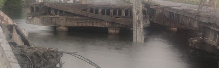 На Киевщине молния ударила в заминированный мост: есть жертвы (ФОТО)