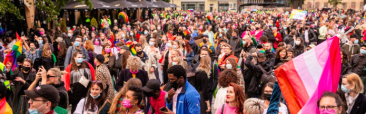 В Литве прошел ЛГБТ-марш: полиция задержала 18 человек