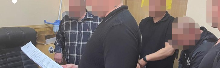 Взятка, чтобы "замять" дело о ДТП: В Запорожье задержали правоохранителя на вымогательстве денег у военного