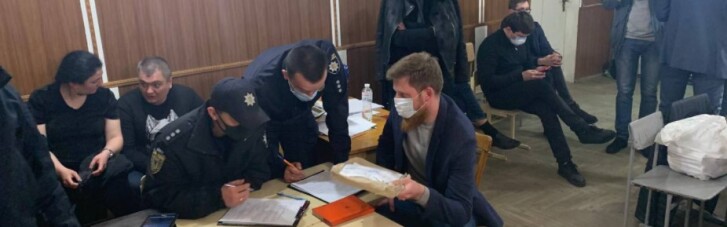 Ночью в округе №87 на Прикарпатье исчезло 100 бюллетеней, — "Честно" (ФОТО, ВИДЕО)