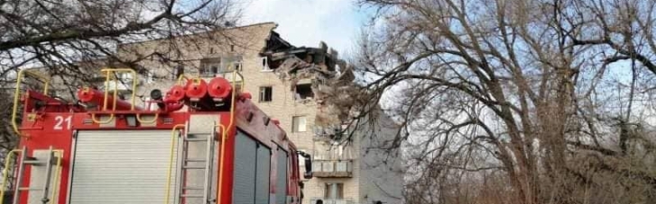 На Миколаївщині в житловому будинку вибухнув газ: зруйновано два поверхи (ФОТО, ВІДЕО)