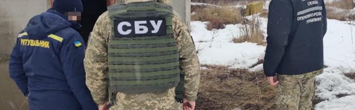 СБУ обнаружила в Луганской области тайник с гранатами (ФОТО)