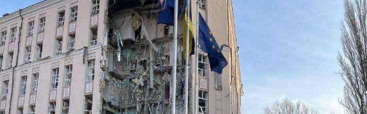 Обстріл Києва 31 грудня: з'явилося відео прильоту в районі Палацу ''Україна''