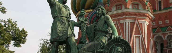 Из кирпича и пива. Как полтавчанин Мартос сделал первый в Москве памятник