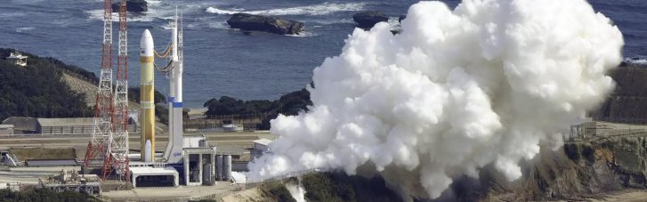 Японія екстрено зупинила запуск нової 57-метрової ракети