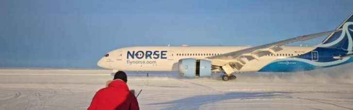 Историческое событие: В Антарктиде впервые приземлился пассажирский Boeing 787