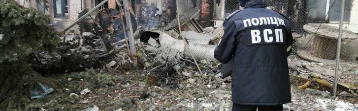 В Харькове сбитый российский самолет упал на авиационное предприятие