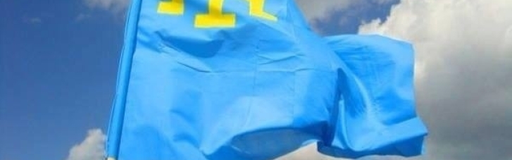 Чубаров: Кримськотатарський прапор є одним із символів боротьби проти російських окупантів (ФОТО)