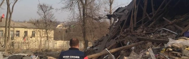 В Константиновке российская ракета попала в "пункт несокрушимости": есть погибшие и раненые