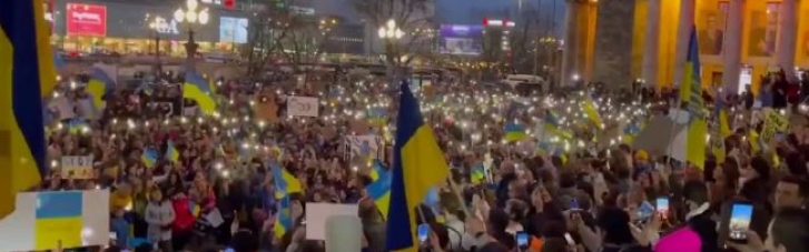 Тысячи человек вышли на митинг за Украину в Варшаве в день визита Байдена (ФОТО, ВИДЕО)