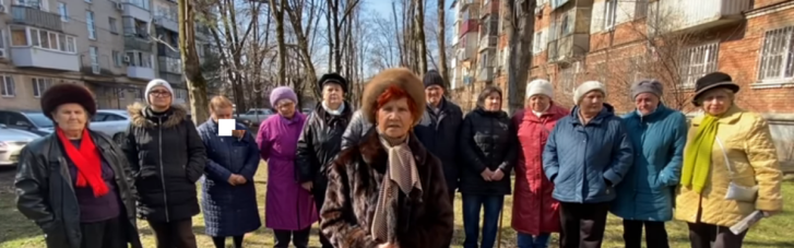 "Не віримо ми тобі": бабусі з "загонів Путіна" записали гнівне звернення до Байдена (ВІДЕО)