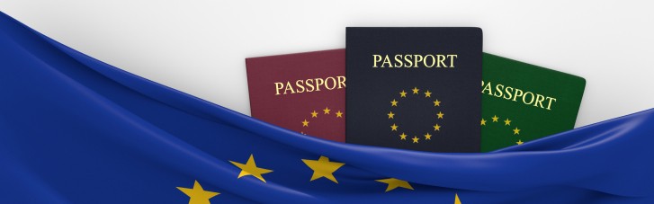 Здайте "золоті" паспорти. ЄС зачиняє двері для багатих росіян та китайців