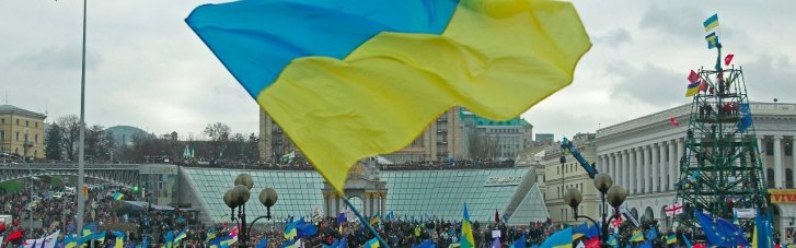 Народ, Зеленский или Европа? Кто решит судьбу демократии в Украине