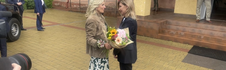 Супруга Байдена встретилась в Ужгороде с первой леди Украины