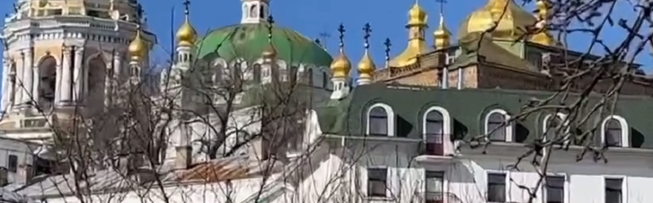 Хрести у Лаврі "почорніли" після "богохульства" ПЦУ: ЗМІ розвінчали фейк від Московської церкви (ФОТО, ВІДЕО)
