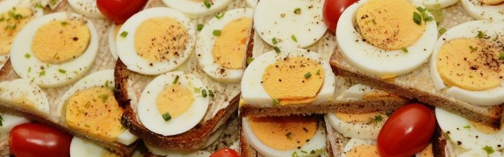 Вареные яйца нельзя есть с такими соусами: врачи поделились советами