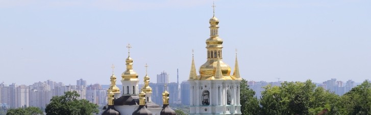 Празднование Пасхи в Киеве: предварительный график молебнов и правила безопасности