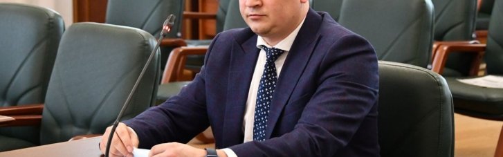 Главу Государственной судебной администрации наказали увольнением за унижение
