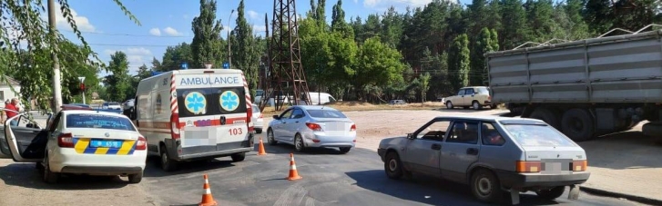 У Харкові сталася смертельна ДТП за участі авто швидкої допомоги (ФОТО)