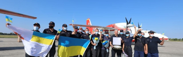 Украинские самолеты, которые помогали тушить пожары в Турции, вернулись домой