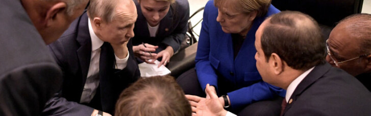В одном окопе с Путиным. Какие инструкции получат эмиссары Берлина в Москве