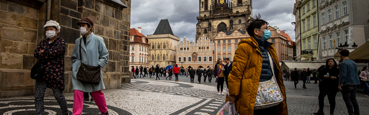 Чехия отменила ограничения для невакцинированных от коронавируса