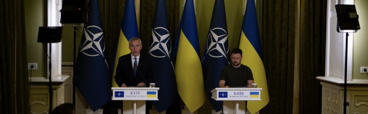 В Киев с необъявленным визитом прибыл генсек НАТО