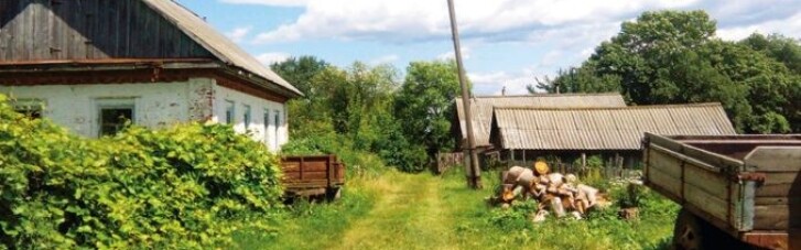 Кінотеатр, бігові доріжки, сервісні центри: Зеленський вирішив змінити українські села