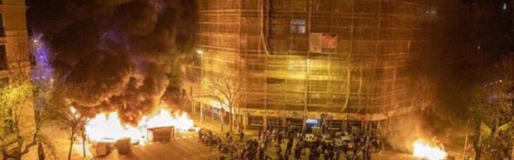 В Барселоне продолжаются массовые беспорядки из-за ареста рэпера (ФОТО, ВИДЕО)