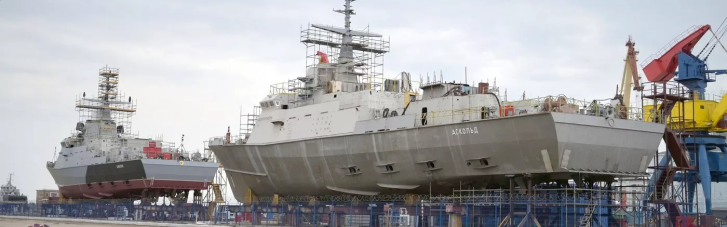 ГУР підтвердило влучання в Керчі: у мережі повідомляють про ураження корабля