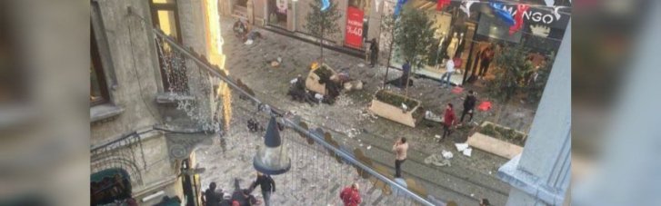 В Турции назвали две версии взрыва в Стамбуле