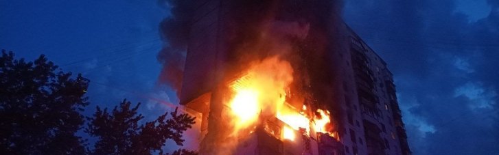 У багатоповерхівці Києва стався вибух, під завалами знайшли загиблого (ФОТО)