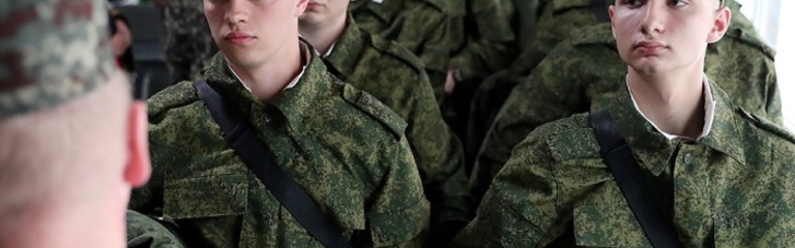 Чоловіків упіймали та забрали на війну: у Мережі показали відео порожніх вулиць Луганська (ВІДЕО)