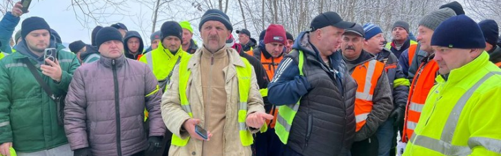 Українські водії призупинили голодування після перемовин з польськими страйкарями