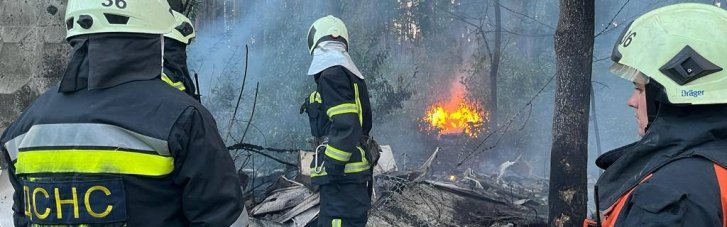 На Київщині — пожежа на підприємстві після нічної повітряної атаки (ФОТО)