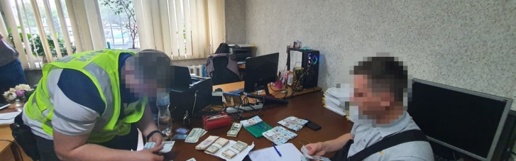 Власника СТО в Києві спіймали на спробі продати "гуманітарні" авто, завезені для військових (ФОТО)