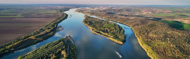Украина планирует обойти польскую блокаду через новый экспортный маршрут по Дунаю, — СМИ