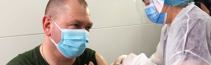 Глава Пограничной службы вакцинировался от COVID-19 (ФОТО, ВИДЕО)