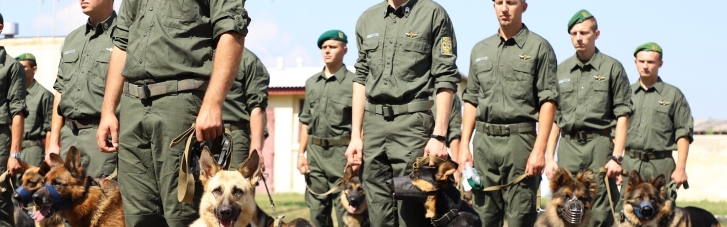 На параде ко Дню Независимости пограничники впервые в истории представят технику и собак (ФОТО, ВИДЕО)
