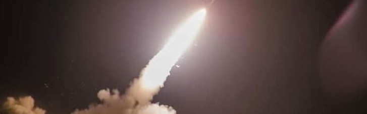 Російські ракети поцілили в енергетичний об’єкт на Кіровоградщині, спалахнула пожежа