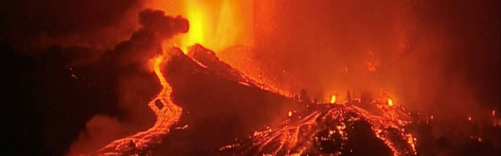На Канарах из-за извержения вулкана эвакуировали 5 тысяч человек
