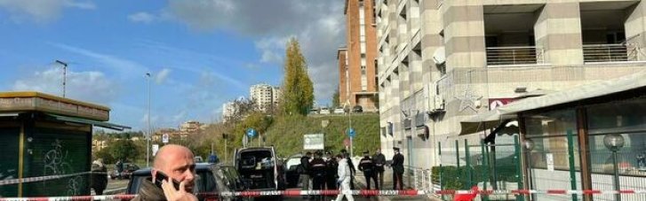 В Риме на сборах жильцов многоэтажки застрелили трех женщин