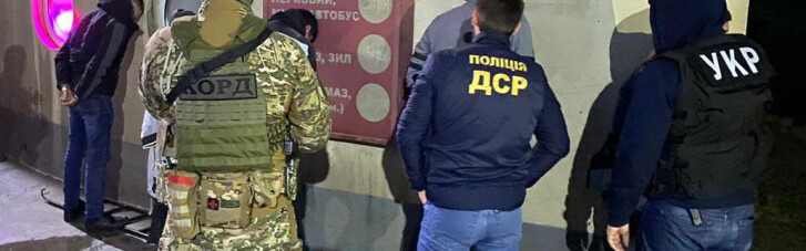 Поліція затримала чотирьох іноземних кілерів, які влаштували перестрілку в Києві