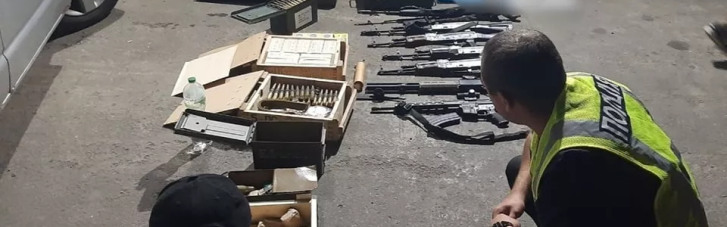 На Киевщине военный из ТЦК незаконно обустроил у себя целый арсенал оружия и боеприпасов (ВИДЕО)