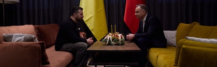 Зеленський перед поверненням до України зустрівся з президентом Польщі (ВІДЕО)