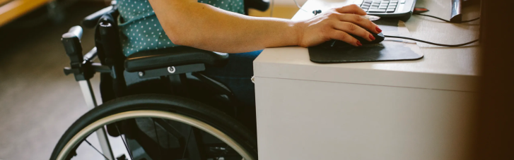 У МОЗ роз'яснили, хто з інвалідів потребує стороннього догляду